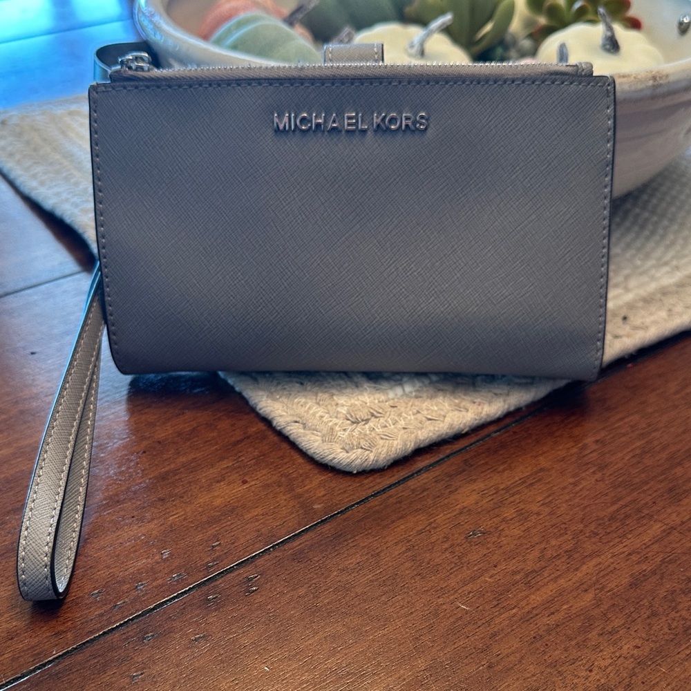 Michael Kors Light Gray Wristlet